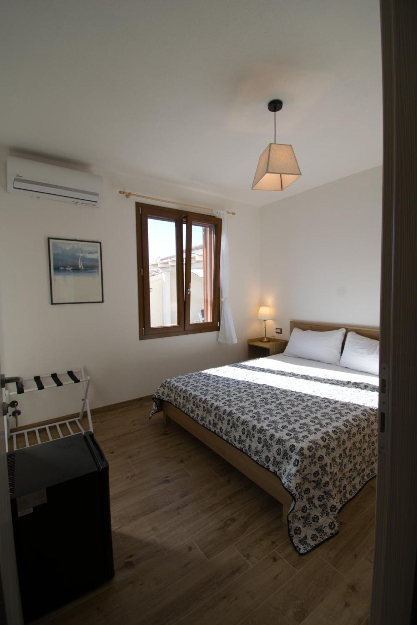 Dommu Livia Hotel Lotzorai Exterior photo