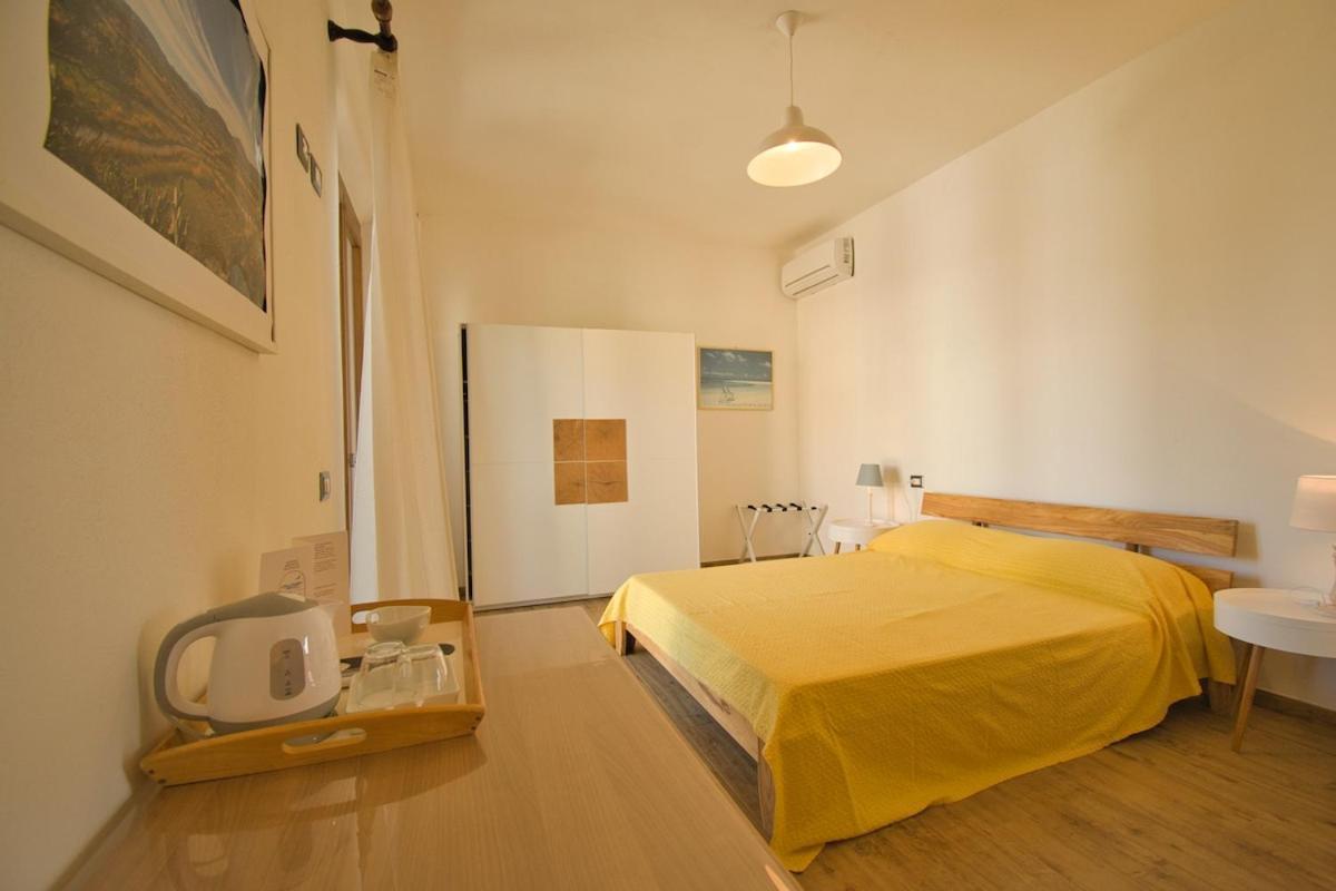 Dommu Livia Hotel Lotzorai Exterior photo